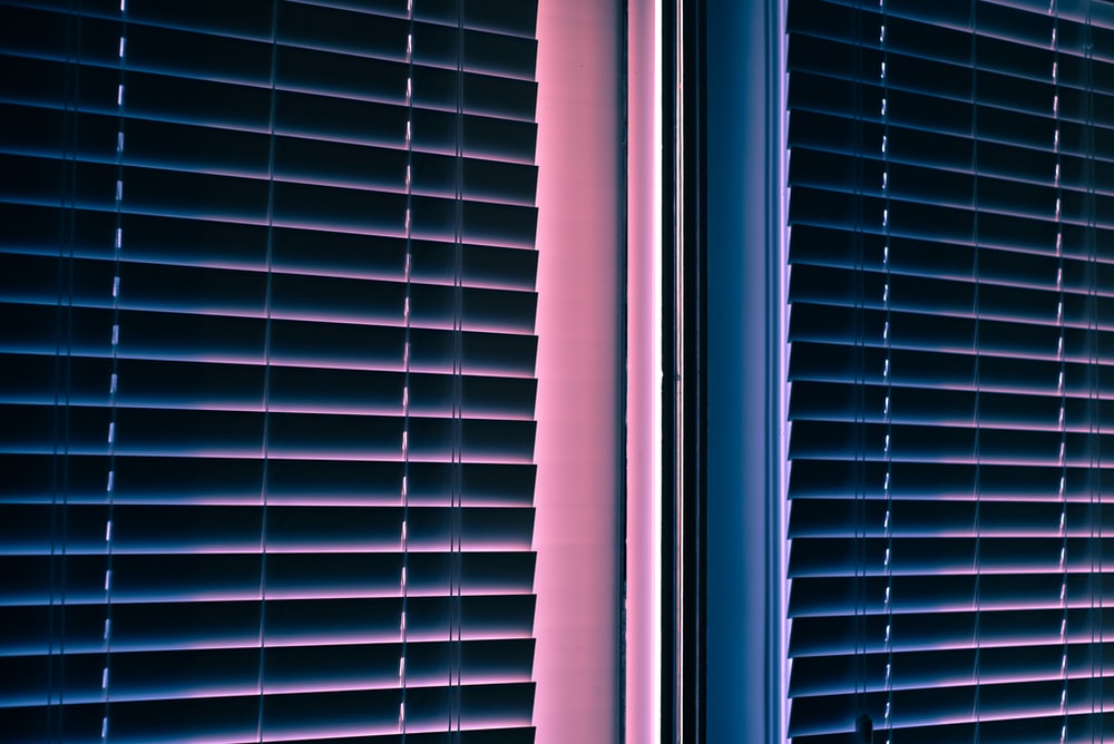 Vinyl Blinds vs Aluminum Blinds: Which is better for your home?